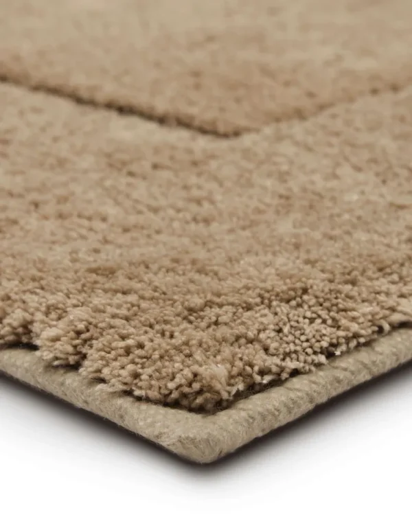 Mohawk Quincy Bath 2'0" x 3'4" Area Rug - Image 3
